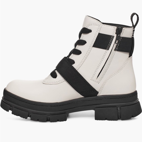 UGG Women's Black and White Combat Boots - Picture 6 of 6